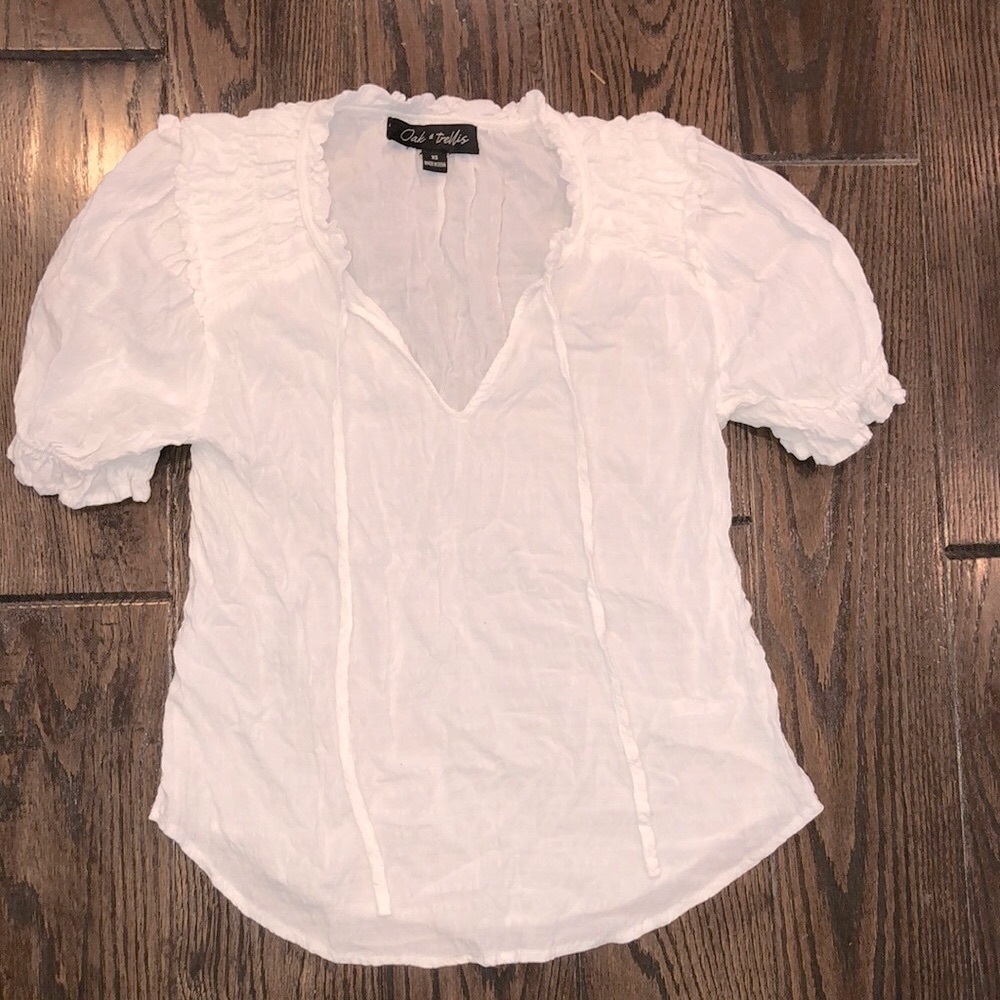 Oak & Trellis white top size xsmall